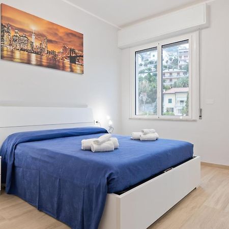 Modern Flat 250 Mt From The Sea - Albissola Marina Apartment Luaran gambar